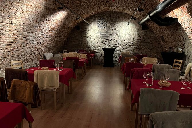Wine Tasting IN THE DARK! - Price and value: is $27.69 worth it?