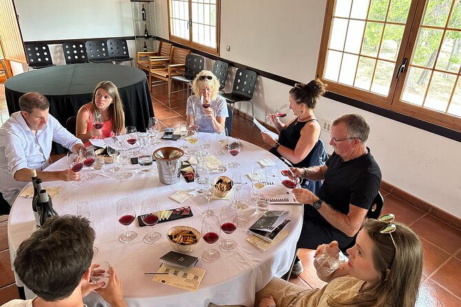 Wine Tasting in Three Boutique Wineries Tour - Max 8 people - Lunch in the vineyards: Pares Balta’s farmhouse break (and what to budget)
