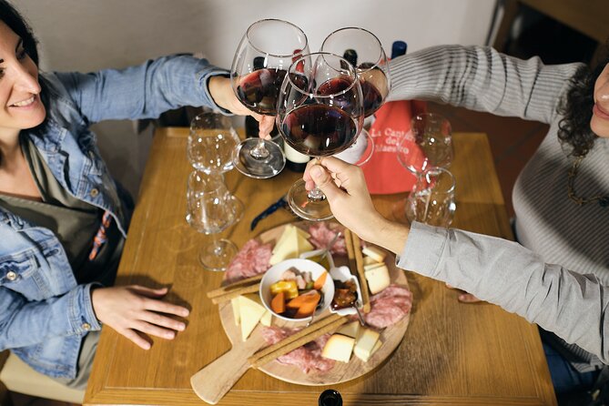 Wine Tasting near Juliet's House & Arena with Valpolicella - Pairing quality: the food matters, not just the wine