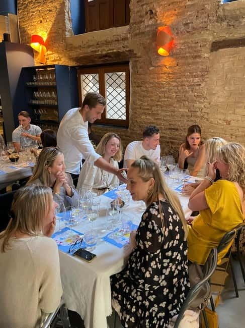 Wine Tasting with Professional Sommelier in centre Valencia - Should you book Wine Tasting with a Professional Sommelier in centre Valencia?
