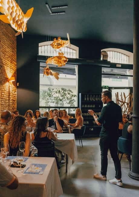 Wine Tasting with Professional Sommelier in centre Valencia - Meet Tristan Van Doorn: Michelin polish, no snob vibe