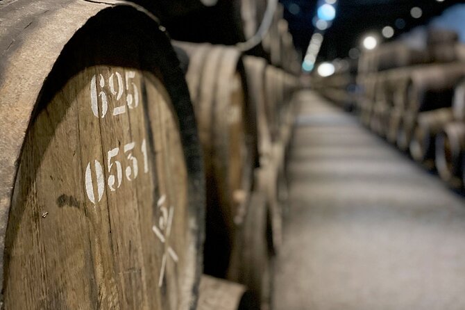Wine Tasting with Tapas Walking Tour in Porto - A 2–3 Hour Porto Walk That Links Port Cellars to Ribeira Views
