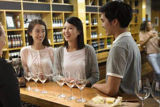 Yarra Valley Wine Day Tour - Stop 1: De Bortoli Winery and the cheese-and-wine rhythm