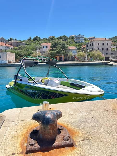 Zadar:3 Pearls of Zadar Speedboat Tour with Wine & Fruit - Snorkel time without the stress: mask, short instruction, and shallow-water confidence