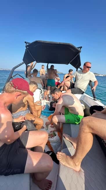 Zadar:3 Pearls of Zadar Speedboat Tour with Wine & Fruit - Hitting Zadar’s hidden bays: how the stops work (and what you should plan for)