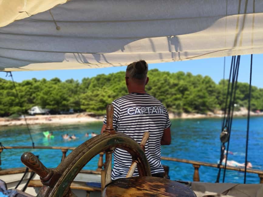 Zadar: Boat Tour with Unlimited Wine & 3 Stops - Kukljica (45 Minutes): Beach Time First, Swim Time Right Away