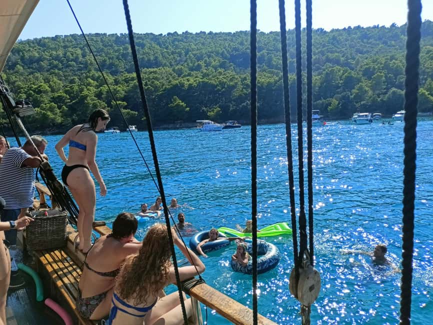 Zadar: Boat Tour with Unlimited Wine & 3 Stops - The Sailing Segments: Why the In-Between Times Matter