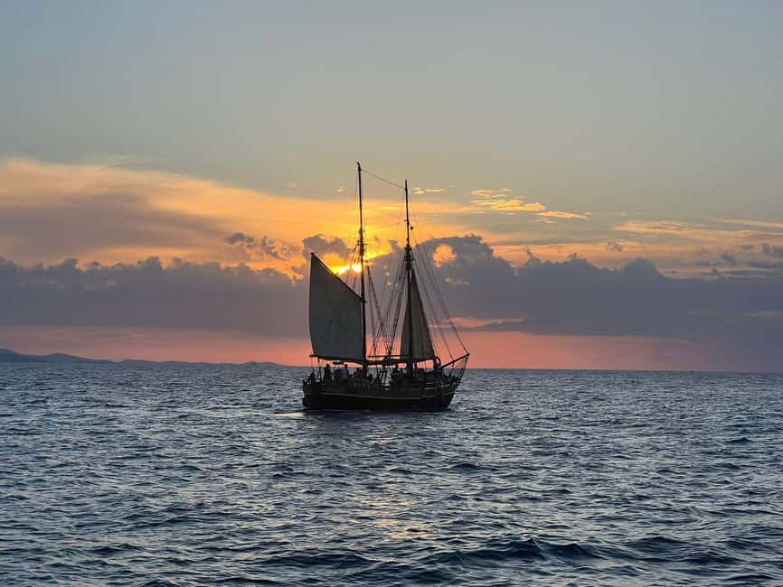 Zadar: Sunset Cruise on Traditional Boat with Wine - Where you go: Zadar from the harbor to the old town edges